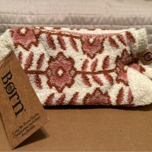 Born Patterned No Show Socks - cozy